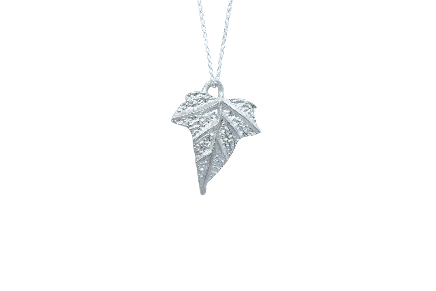 Detailed Leaf Tin Pendant Necklace