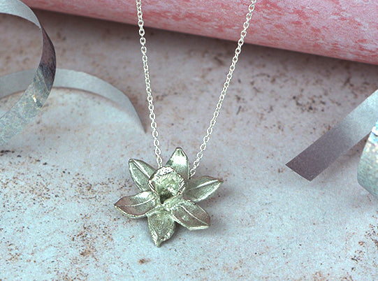 Tin Daffodil Necklace