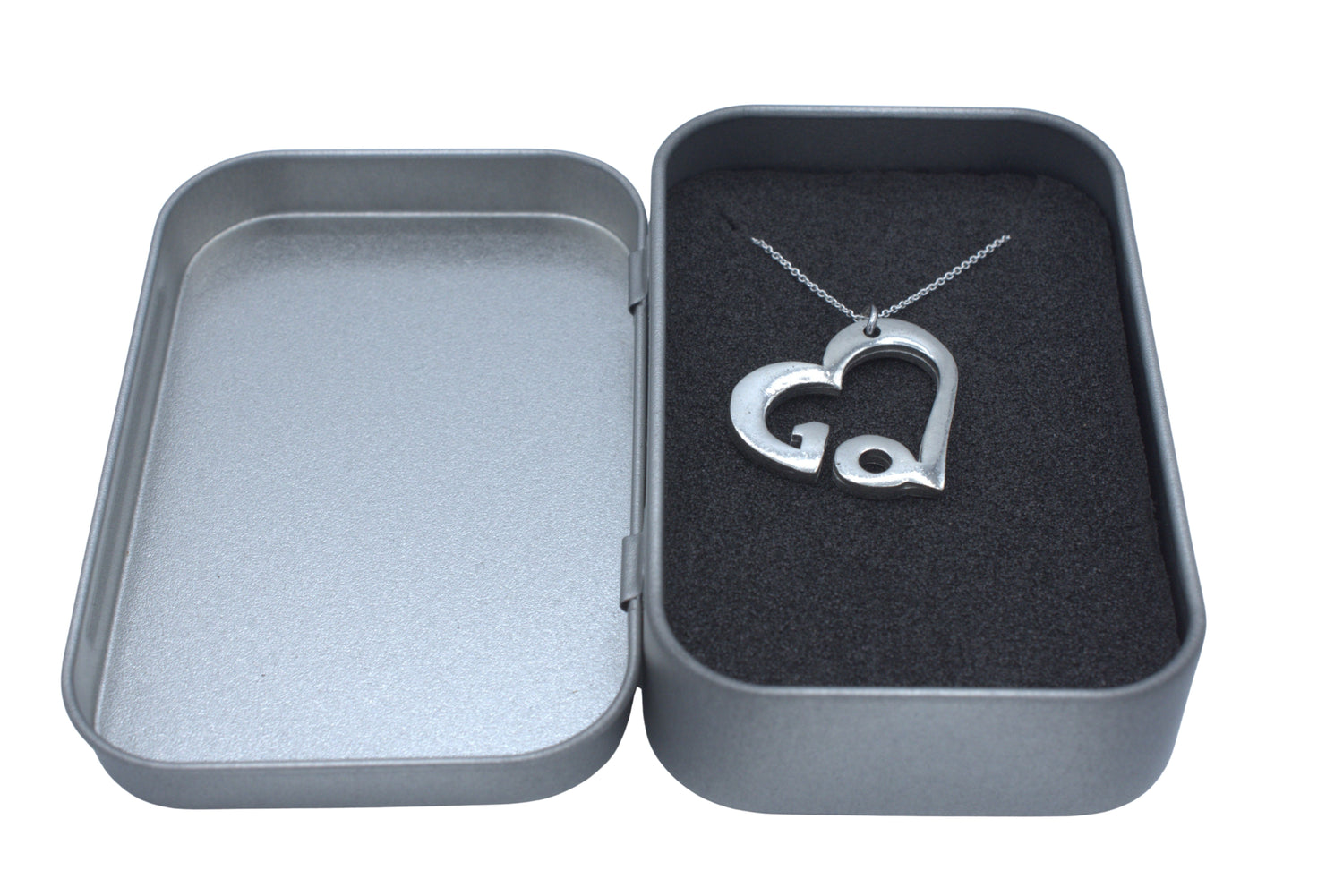 Cut-out Tin 10 Heart Pendant