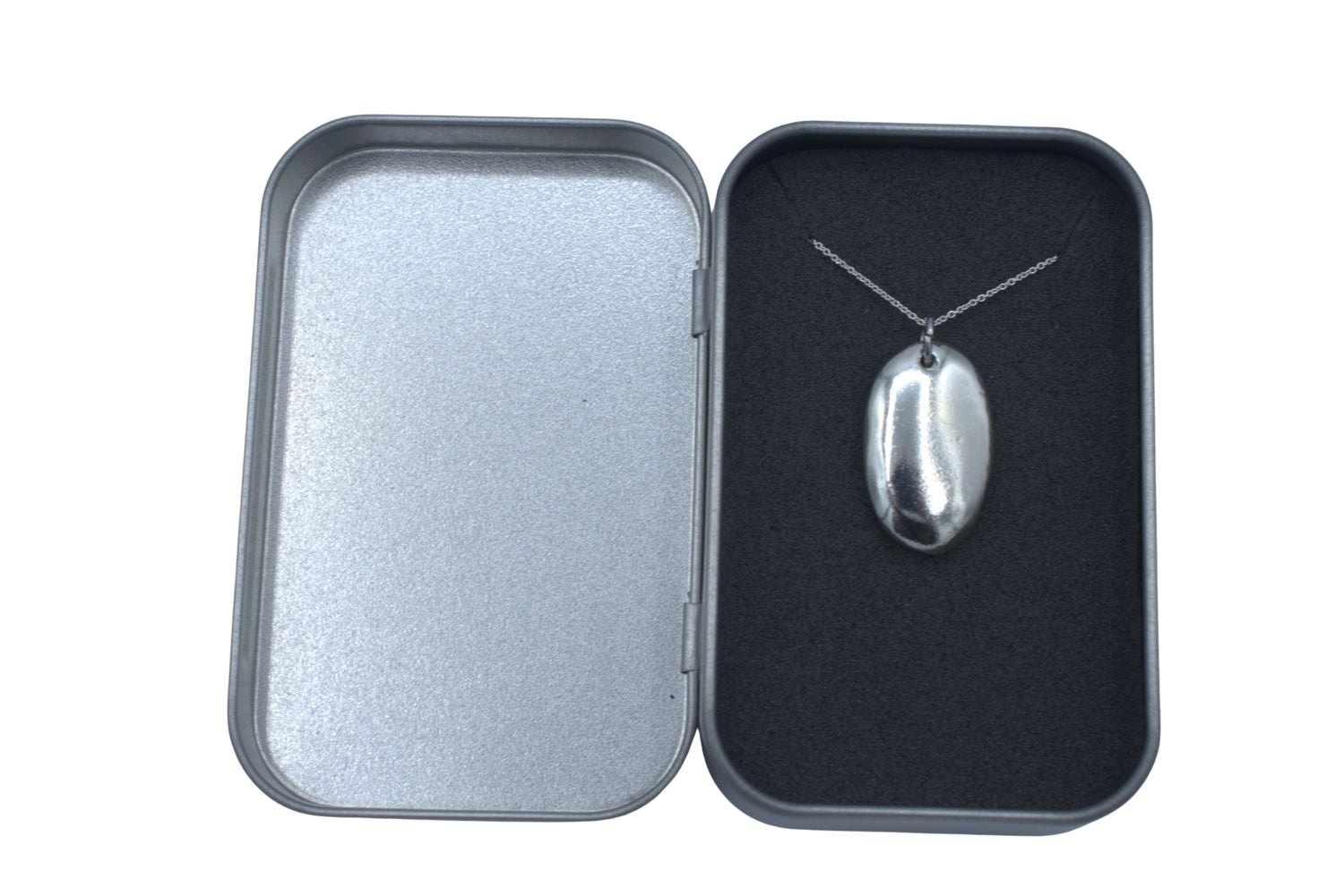 Tin Oval Necklace